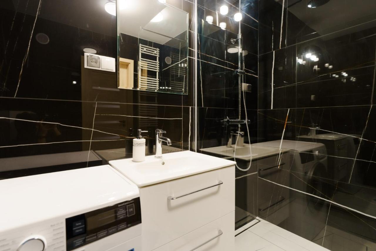 Apartament Na Artyleryjskiej โควอบเซก ภายนอก รูปภาพ